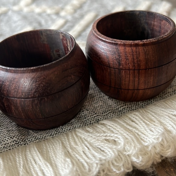 VINTAGE wooden napkin rings / holders - set of 4 - Picture 3 of 4